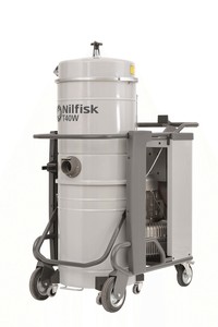  Nilfisk T40W L100 Trifaze Endüstriyel Vakum Makinesi